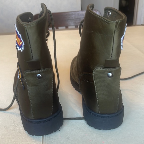 Ect-love green combat boots# with patches - Picture 4 of 9